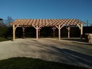 Abri à voitures 2 pans 8 poteaux